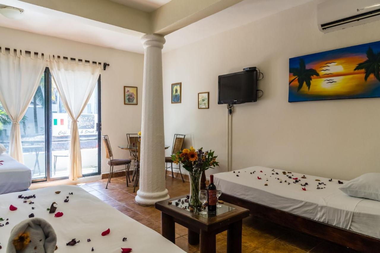 Moonshine Hotel Playa del Carmen Bagian luar foto