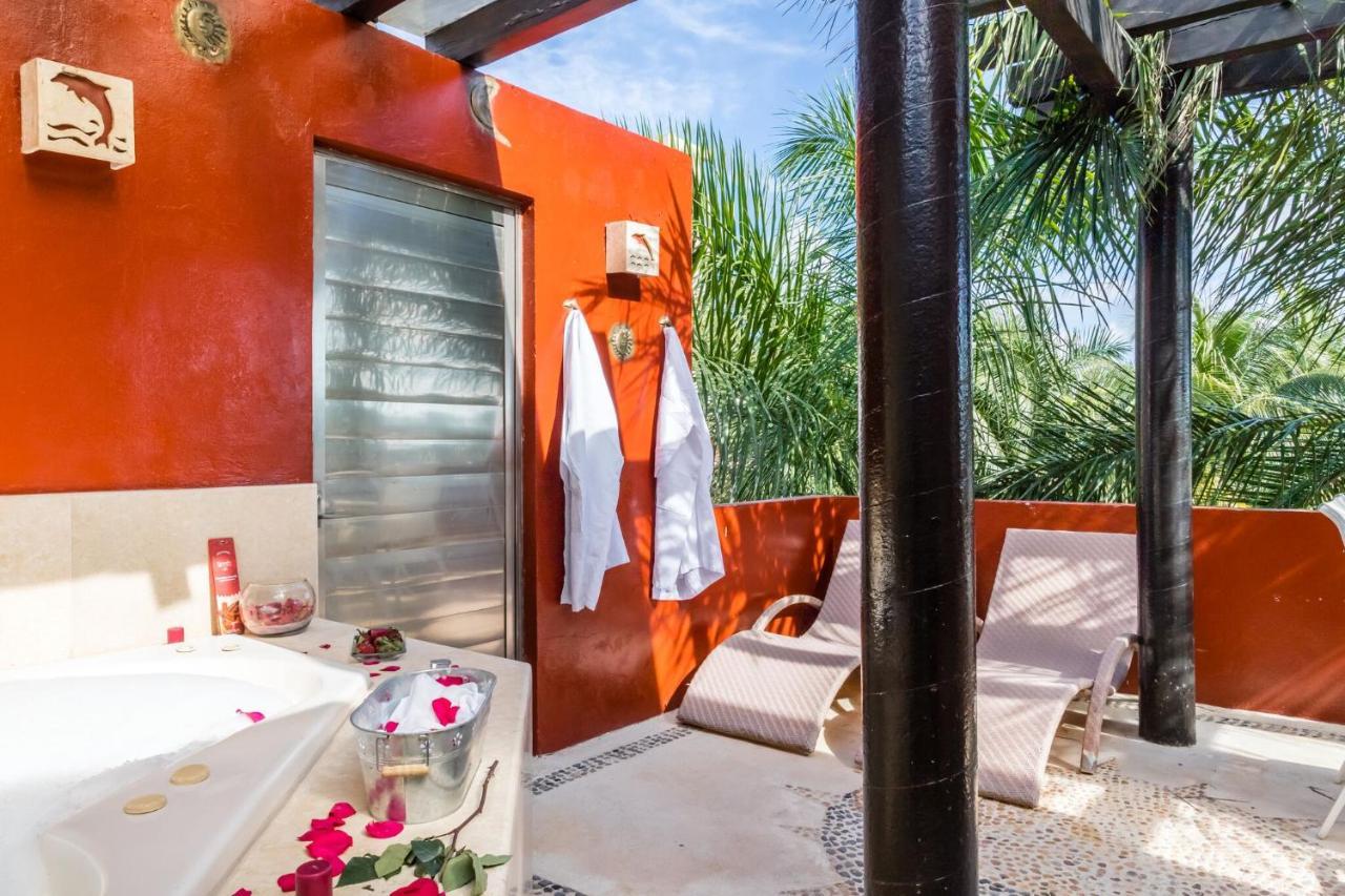 Moonshine Hotel Playa del Carmen Bagian luar foto