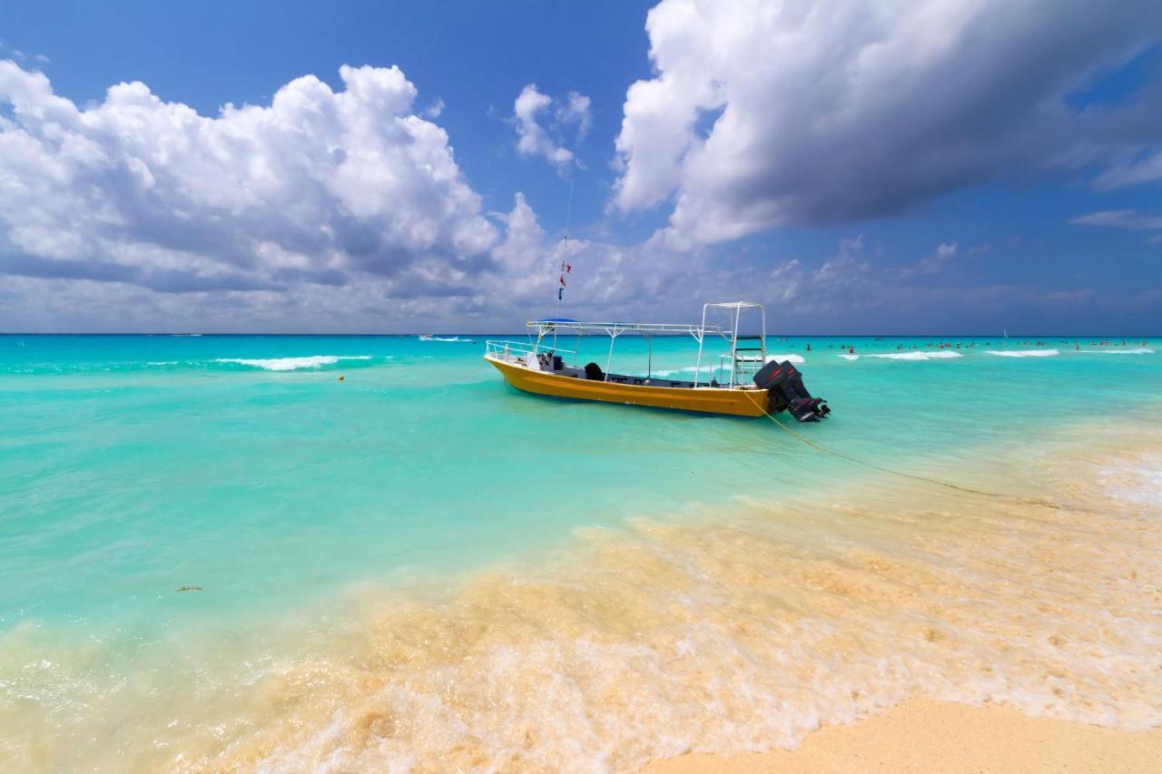 Moonshine Hotel Playa del Carmen Bagian luar foto