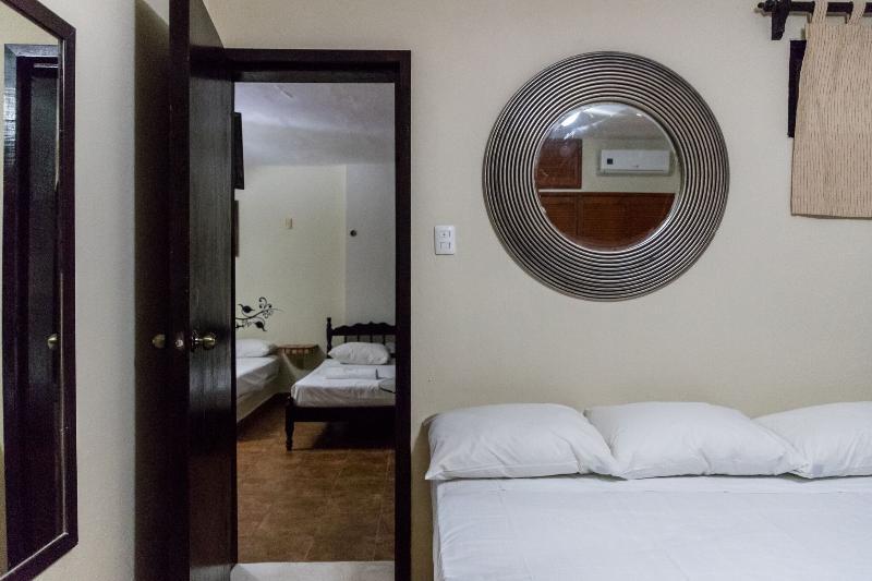 Moonshine Hotel Playa del Carmen Bagian luar foto